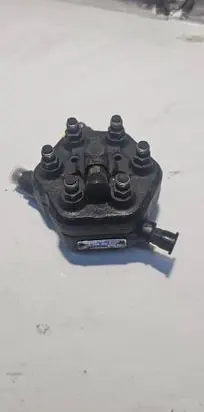 Mercedes-Benz S W116 Fuel distributor 0438100011