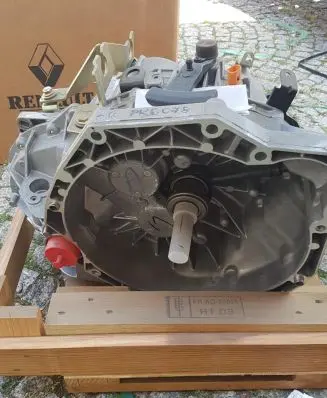 Manual 5 speed gearbox