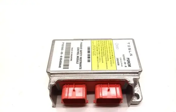 Tesla Model S Airbag control unit/module 1031643-00-B