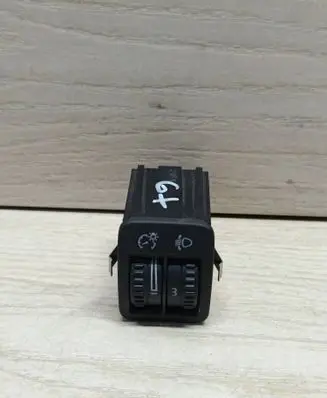 Volkswagen Golf Plus Headlight level height control switch 5M0941333A