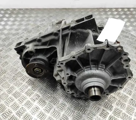 Nissan Pathfinder R51 Gearbox transfer box case 331007S110