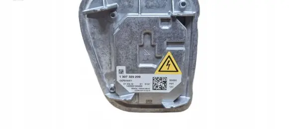 Volvo V50 Voltage converter/converter module 