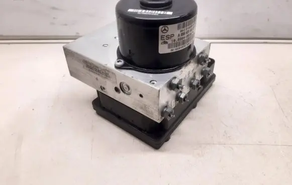 Mercedes-Benz SLK R171 ABS Pump A0064314812 A0375453632