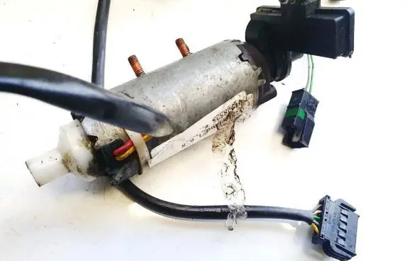 Audi A6 S6 C4 4A Seat adjustment motor 816812594