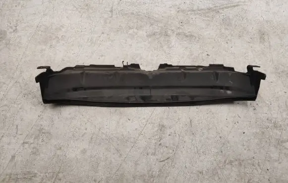 Ford Fiesta Intercooler air guide/duct channel 8a61a001a04a