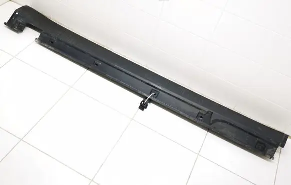 Mercedes-Benz ML W164 Sill A1646900240