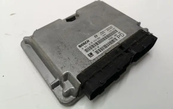 Opel Zafira A Engine control unit/module 0281010268 24417169