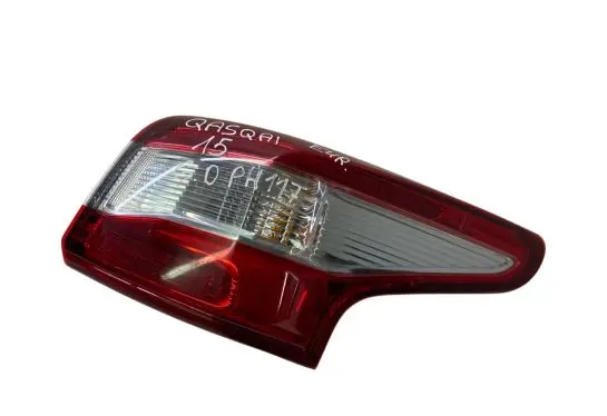Nissan Qashqai Rear/tail lights 12V21WPY21W 22018013