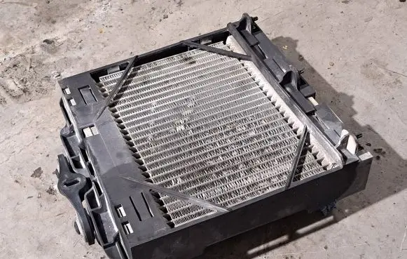 BMW 7 F01 F02 F03 F04 Optional radiator 7805630 P3253002