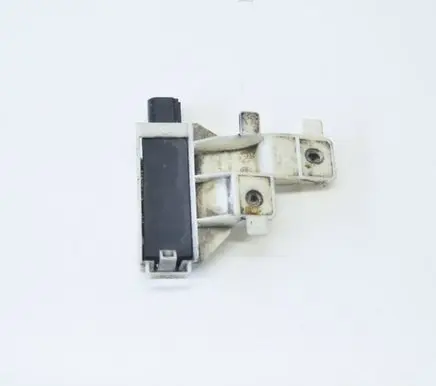 Audi A3 S3 8V Keyless system antenna 8V7907526 5Q0962131