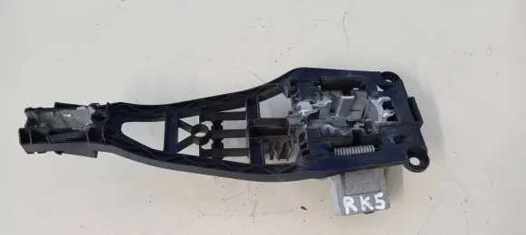 Opel Zafira B Rear door exterior handle/bracket 