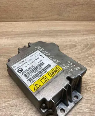 BMW X5 E70 Airbag control unit/module 9141776 0285010077