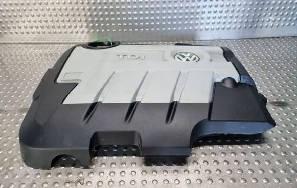 Volkswagen Tiguan Engine cover (trim) 03L103925AD