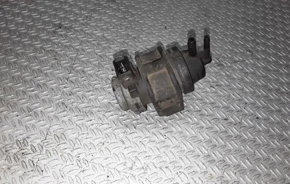 Renault Scenic II - Grand scenic II Turbo solenoid valve 8200201099
