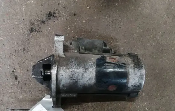Mazda 5 Starter motor M002T88671