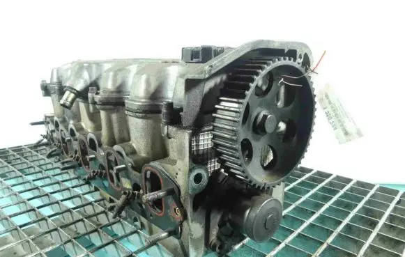 Engine head