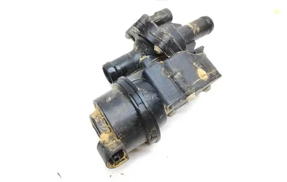 Thermostat/thermostat housing