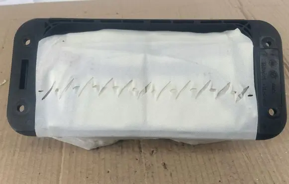 Mercedes-Benz GLB X244 Passenger airbag A2128603102 34078260D 1070324090107