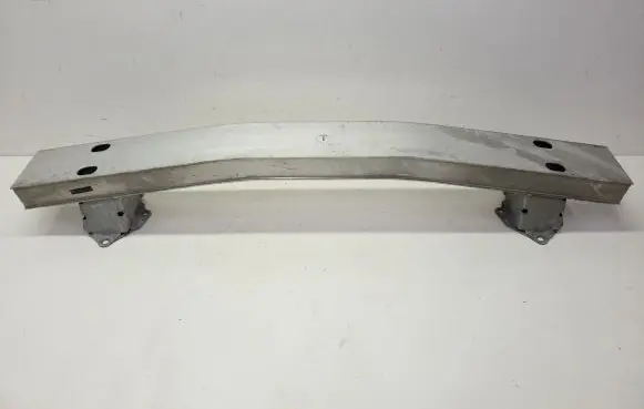 Toyota Prius c Rear bumper cross member JTDKDTB32F1579744