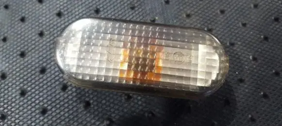Volkswagen Polo III 6N 6N2 6NF Front fender indicator light 3A0949117B 8580.49