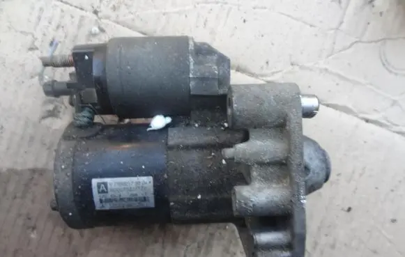 Peugeot 207 Starter motor V75500178004