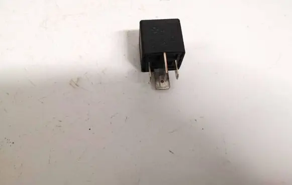 Volvo V70 Other relay 9441158 v23134j52x346