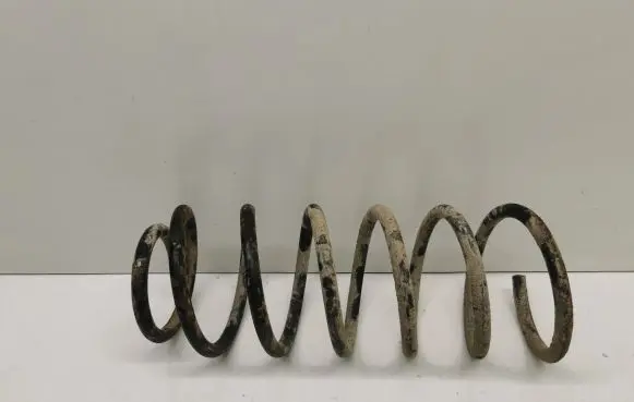Volkswagen Golf III Rear coil spring