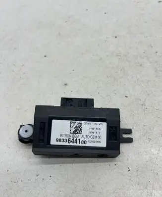Opel Grandland X Door control unit/module 9833644180 20190926 0282566