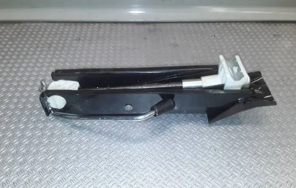 Ford Mondeo MK IV Lift Jack 6r0011031h