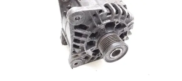 Renault Trafic II (X83) Generator/alternator 8200495302