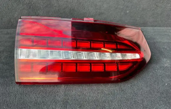 Mercedes-Benz E W213 Tailgate rear/tail lights A2139067905 YAP4777919