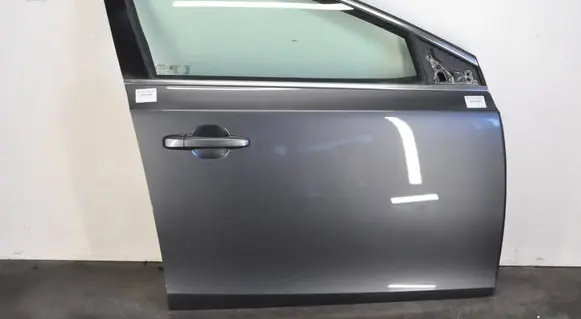 Volvo V40 Front door 