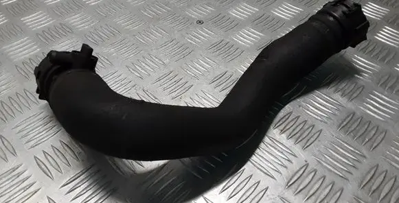 Audi A6 S6 C6 4F Engine coolant pipe/hose