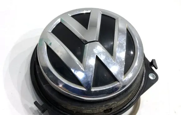 Volkswagen PASSAT B8 Tailgate/trunk/boot exterior handle