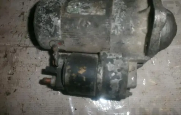 Volkswagen Polo III 6N 6N2 6NF Starter motor 085911023e