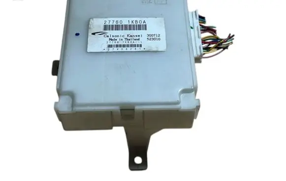 Nissan Juke I F15 Other control units/modules 277601KB0A 300712 523010