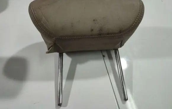 Nissan Murano Z50 Front seat headrest 