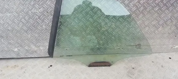 Volvo C70 Rear door window glass