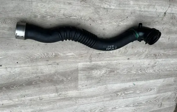 BMW 3 F30 F35 F31 Intercooler hose/pipe 7597592 7605044