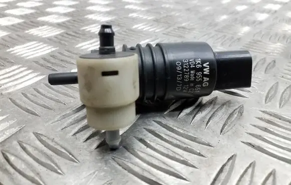 Volkswagen Sharan Windscreen/windshield washer pump 1K6955651