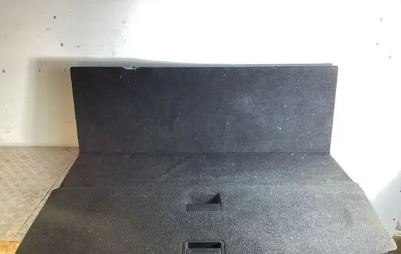 Trunk/boot floor carpet liner