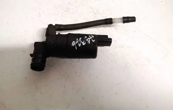Toyota Aygo AB10 Windscreen/windshield washer pump 8200031805 7700430078