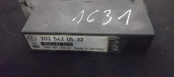 Mercedes-Benz C W202 Other control units/modules 2025420532 5kg00709902