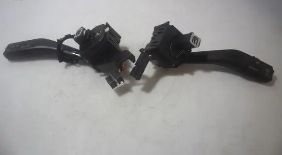Skoda Octavia Mk2 (1Z) Light switch