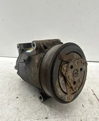 Renault Megane II Air conditioning (A/C) compressor (pump) 8200309193 01140018 06074183106A