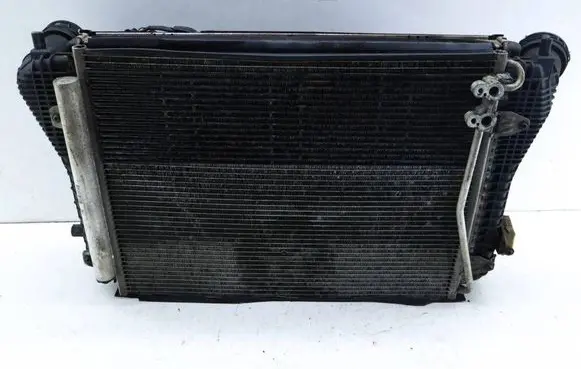 Volkswagen PASSAT CC Radiator set 5K0121253B 3C0145805R