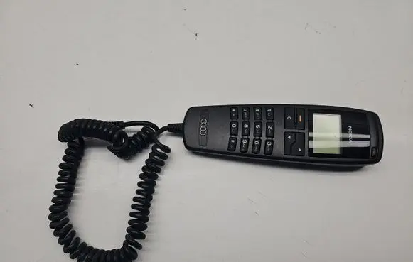 Audi A8 S8 D2 4D Phone 8E0862393