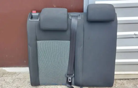 Volkswagen Golf VII Rear seat 