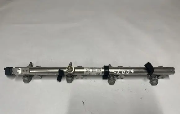 Chevrolet Camaro Fuel main line pipe 12683552
