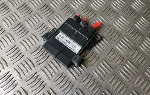 BMW 5 F10 F11 Current control relay 9153418 V49153418 V4915341802